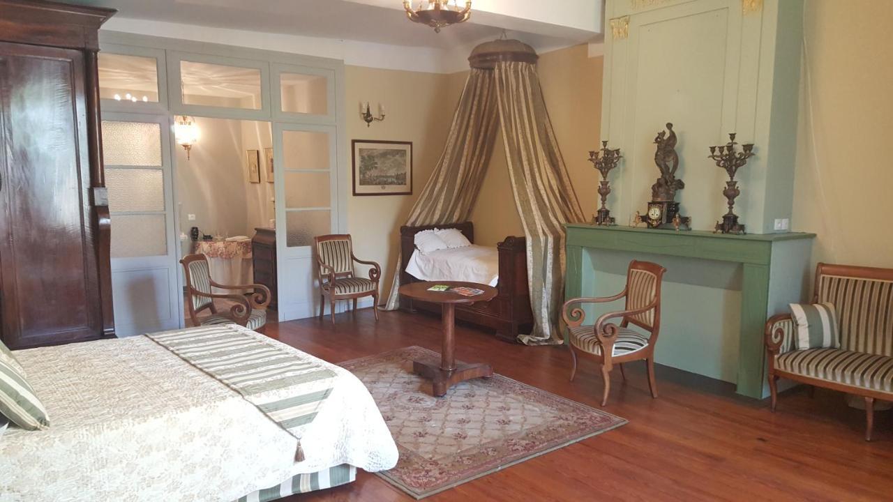 Chambres D'Hotes Art Et Remparts 拉雷奥尔 外观 照片